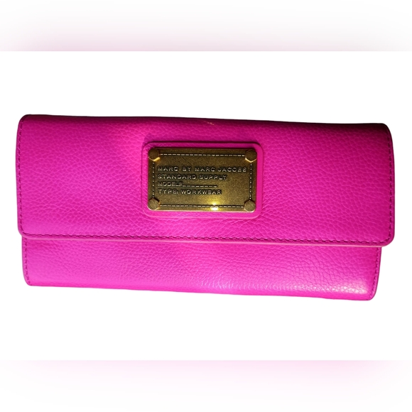 Marc By Marc Jacobs Handbags - Marc By Marc Jacobs Pink Leather Wallet Clutch NWT